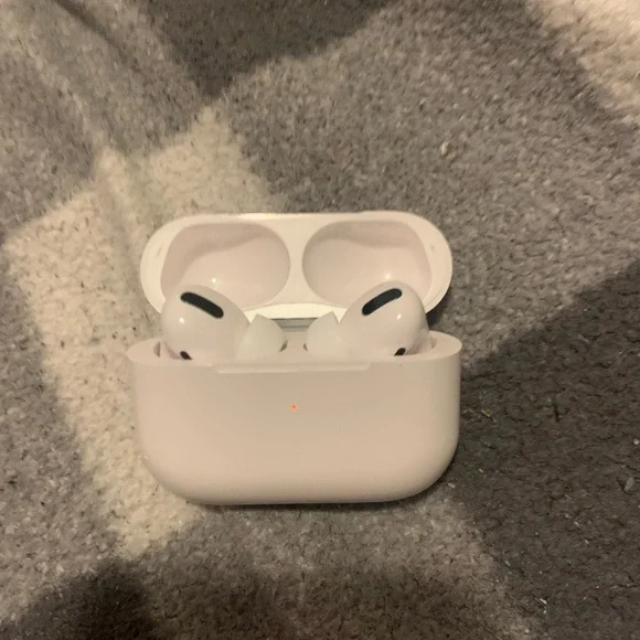 Airpods pro (Lost the box)